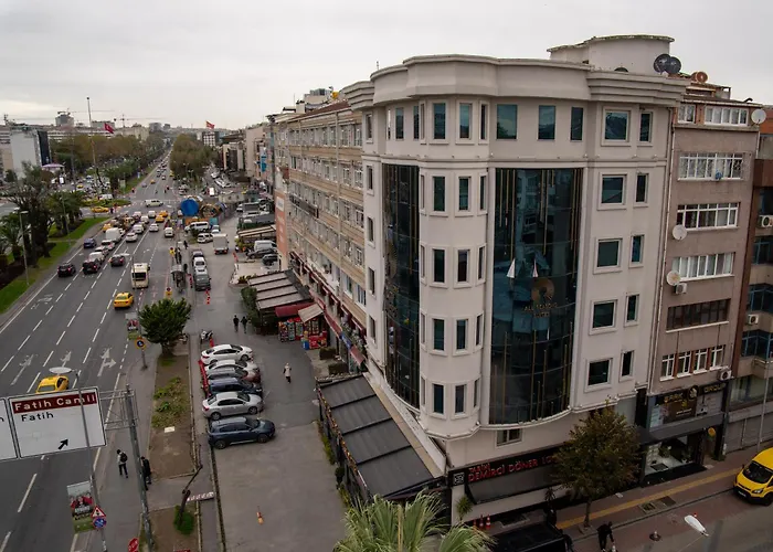 Seasons Hotel Istanbul