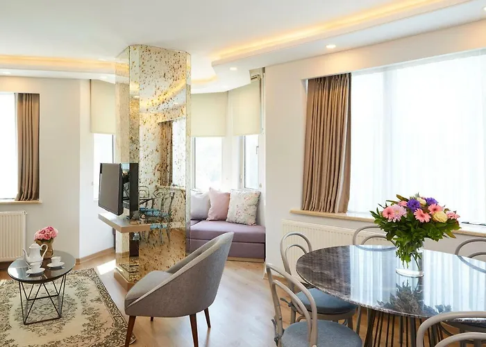 Seasons Hotel Istanbul