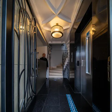 Otel Seasons