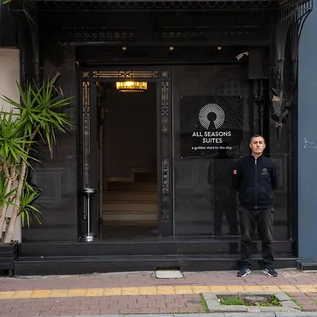 Seasons Otel *